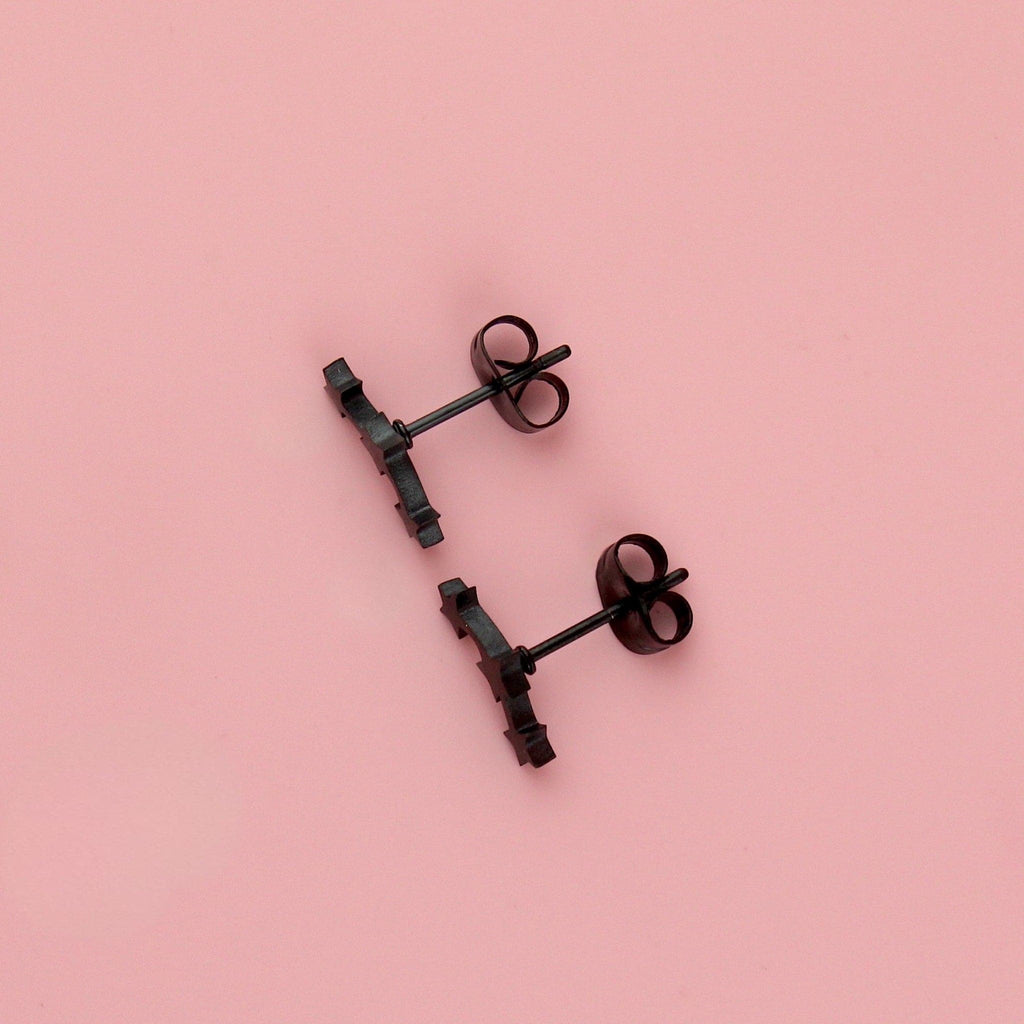 Triple Curved Star Stud Earrings (Black)